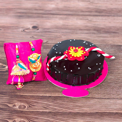 Rakhi Design Cake With Lumba Rakhi