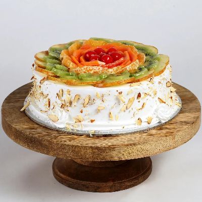 Creamy Vanilla Fruit Cake