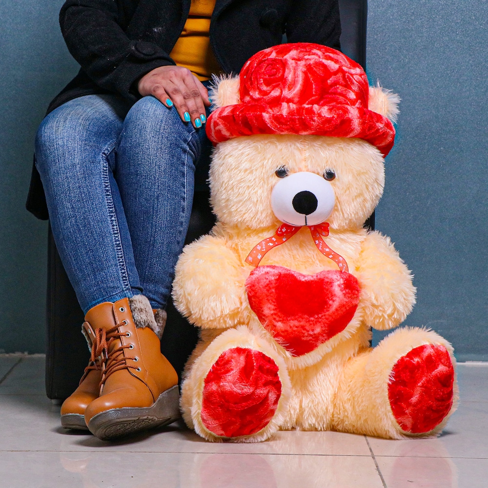  Red Hat Teddy