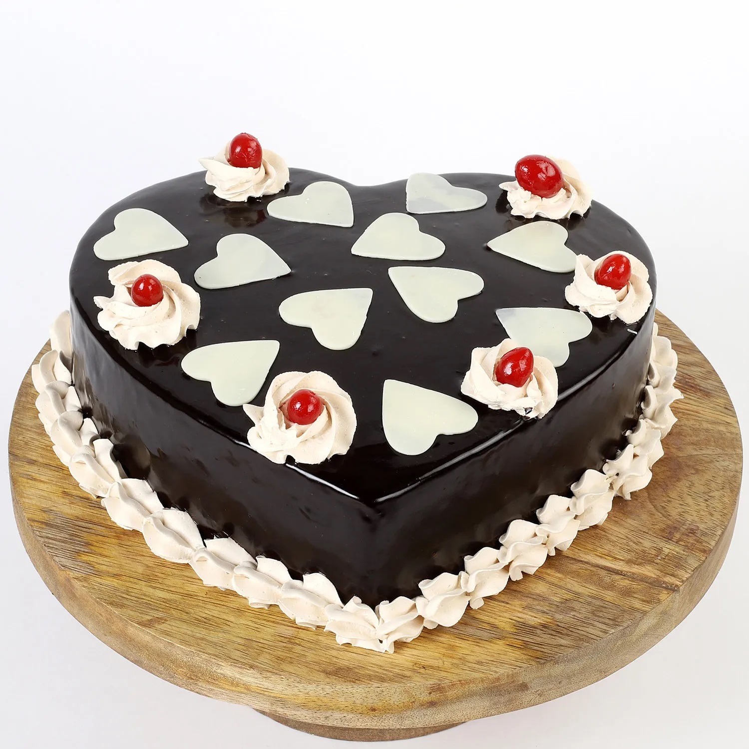  Chocolatey Hearts Cream Cake