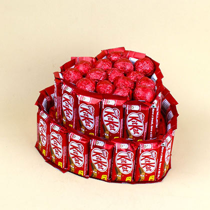  Heart Shape Two Tier Kit Kat Chocolate